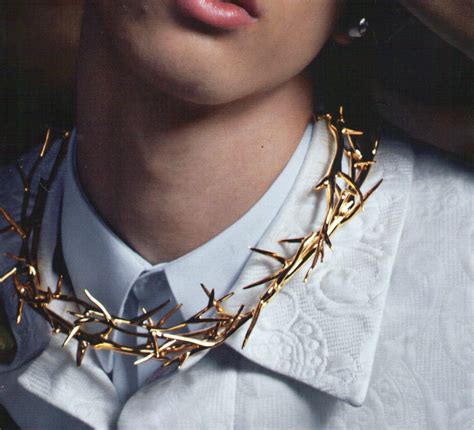 givenchy vintage pearl gold necklace|Givenchy crown of thorns necklace.